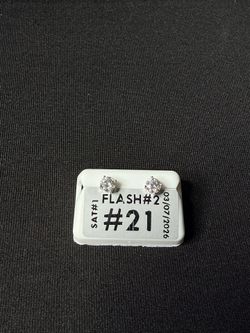 925 Sterling Silver 1.00CTW Moissanite