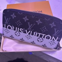 LV Wallet
