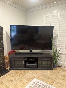 70" Vizio Smart TV