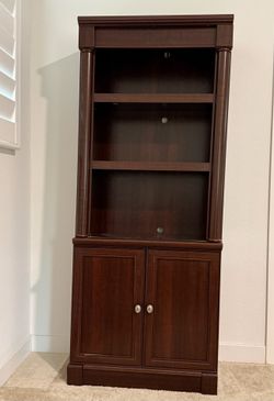 Bookshelf