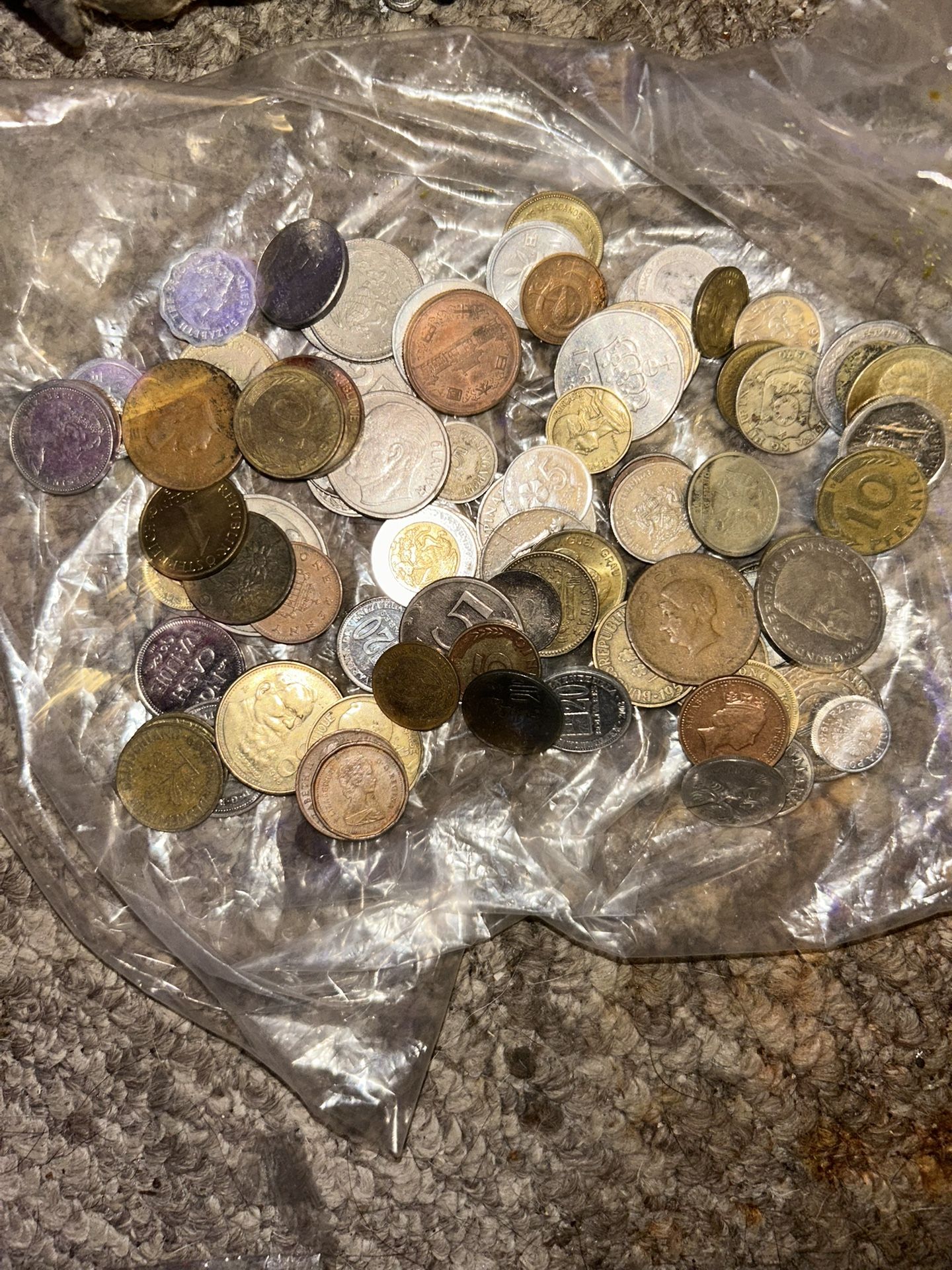 A large set of foreign coins