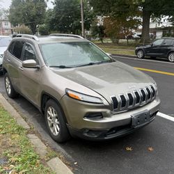 2016 Jeep Cherokee