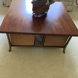 Solid Wood Coffee Table With Solid Gold Tone Metal Frame 4 Wicker Baskets