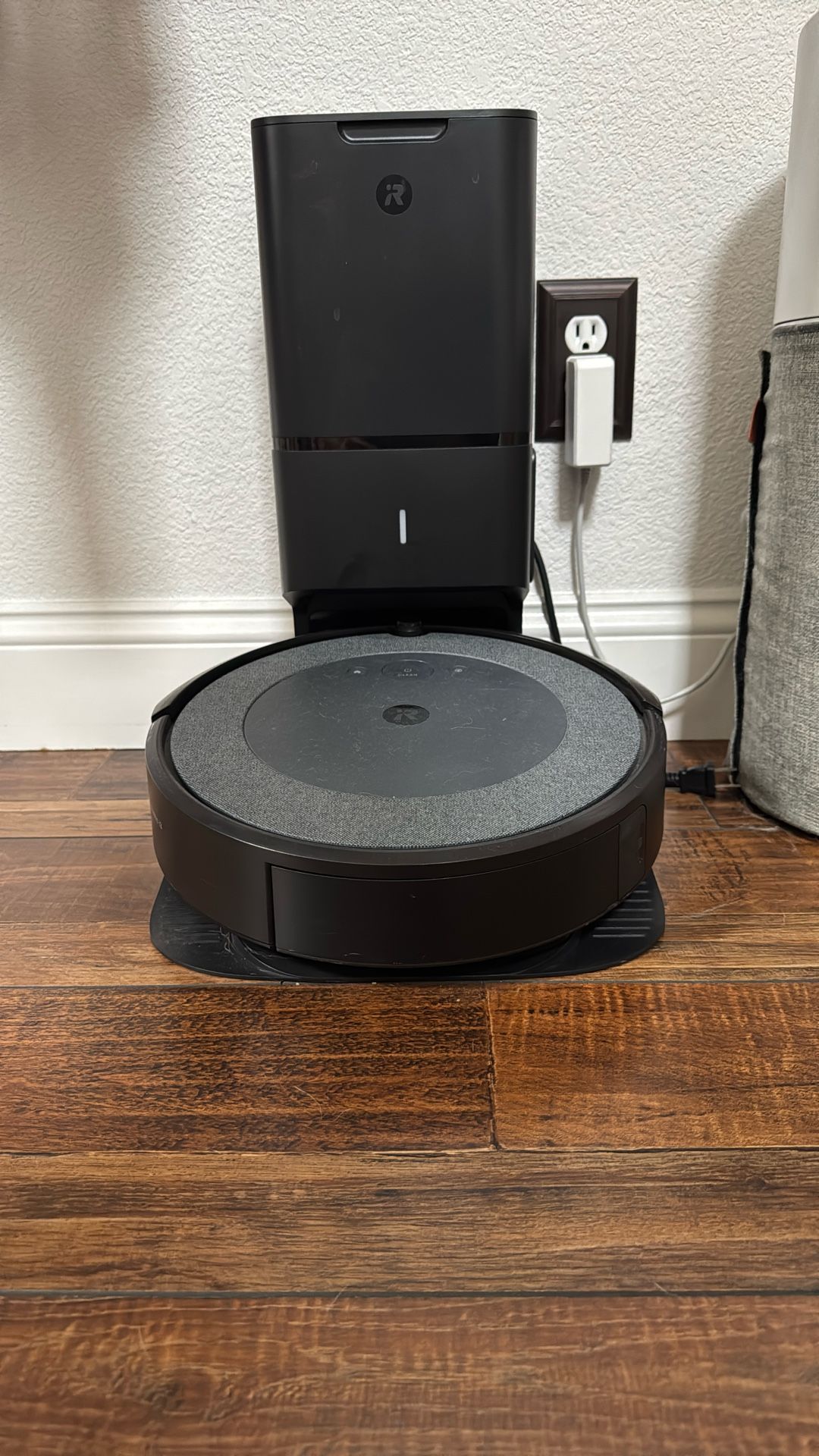 Roomba i3+