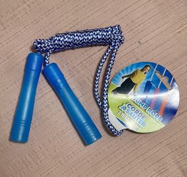 BRAND NEW JUMP ROPE - CORDE A SAUTER - 7 FEET