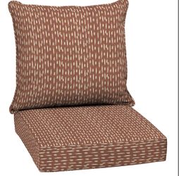Outdoor seat cushion
