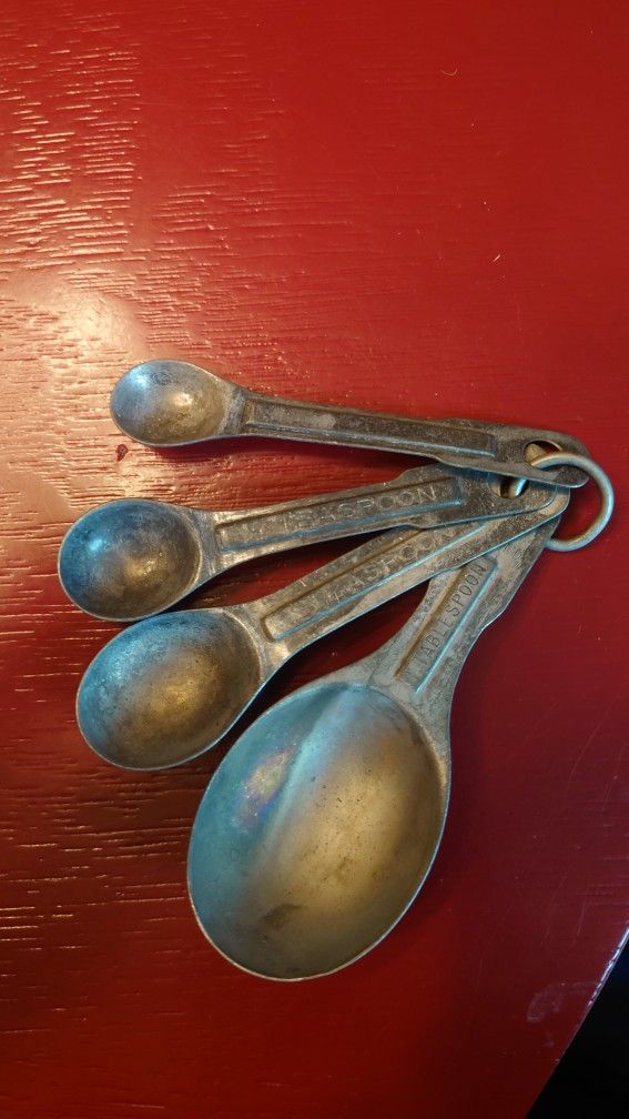 Metal Measuring Spoons