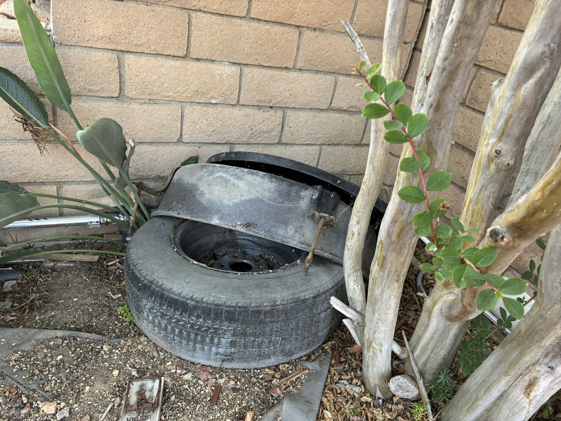 Corvette Spare Tire Holder