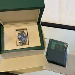 Luxury Timepiece for Sale – Authentic Design + Papers –