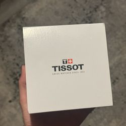 Clean Pre-owned Tissot Watch