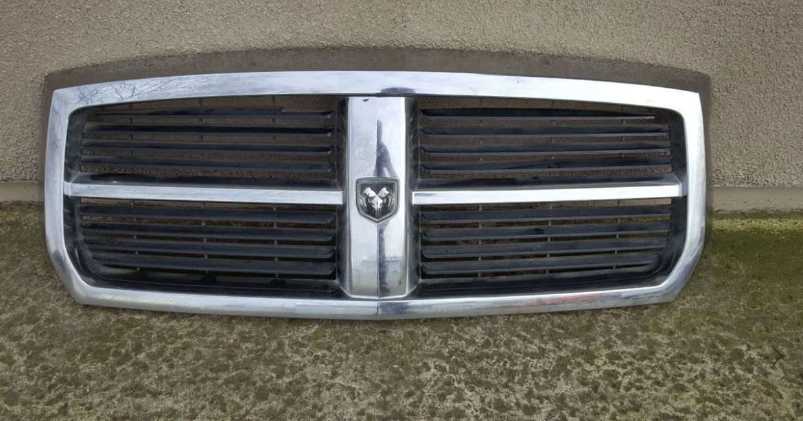 05 06 07 2005 2006 2007 DODGE DAKOTA FRONT GRILL GRILLE CHROME OEM (contact info removed)6AA 5JK36TRMAA