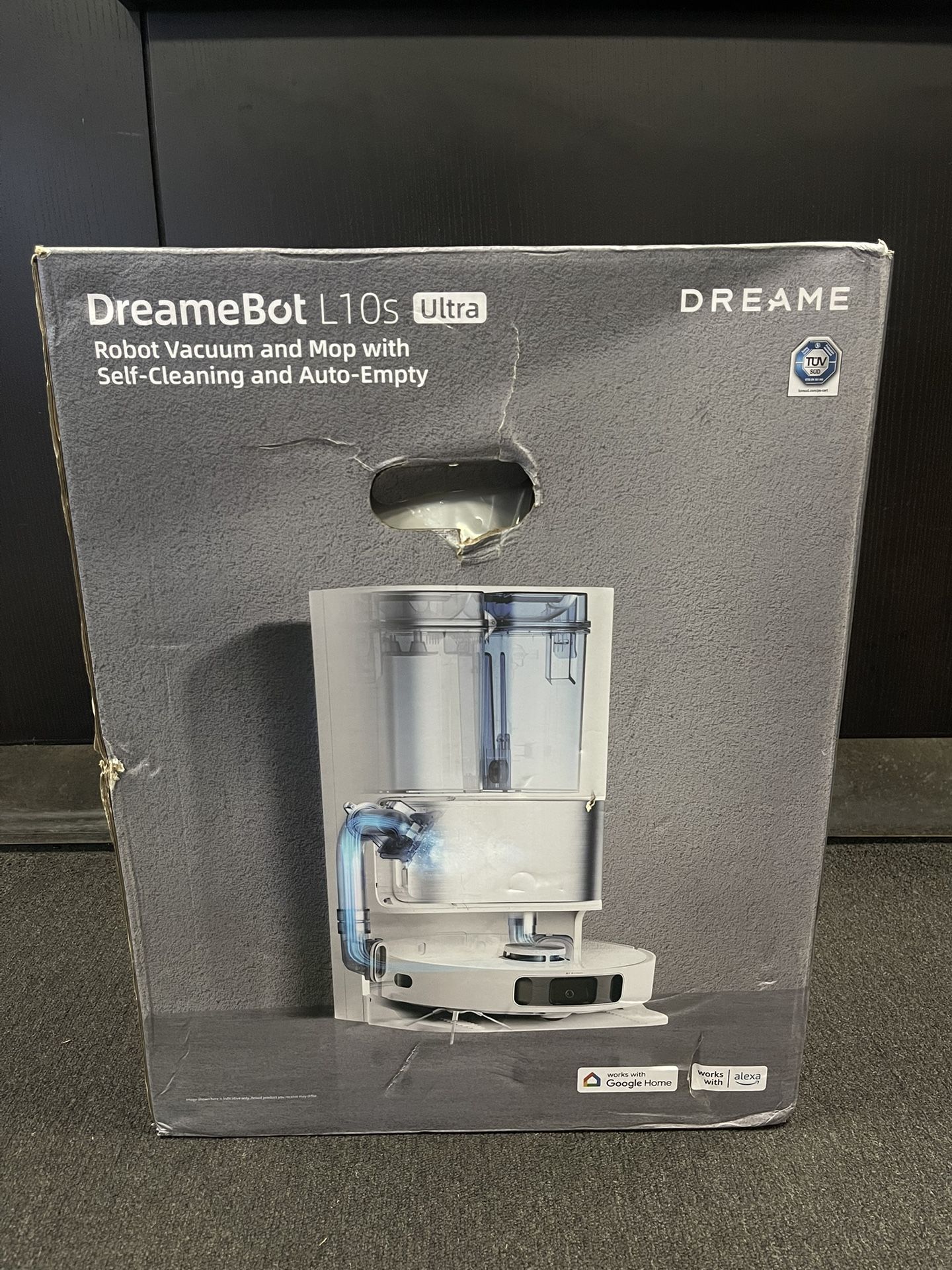 Dreame DreamBot L10s Ultra Robot Vacuum / Mop Combo Brand New