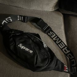 Fanny pack supreme