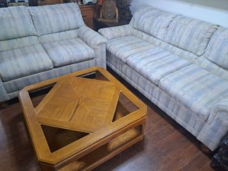 Couch/Love seat