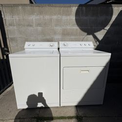 Whirlpool Washer And Gas Dryer Set 