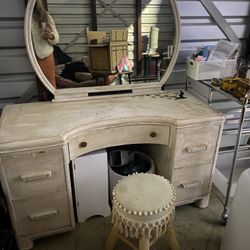 Makeup Table/ vanity 