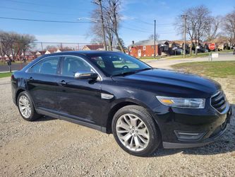 2016 Ford Taurus