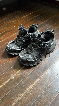 Balenciga tracks  size 44/11