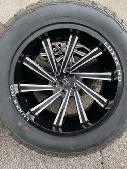 20x10 LUXXX HD OFF ROAD RIMS  6 LUG  FITS FORD F150    PRICE NEGOTIABLE   RINES LUXXX HD TODO TERRENO    6 VIRLOS LE QUEDAN A FORD F150