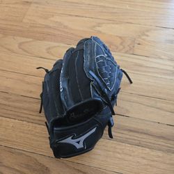 Kids 10" Mizuno Power Close Baseball Glove