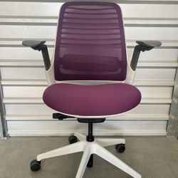 Steelcase Series 1 Fully Loaded Model Office Chair