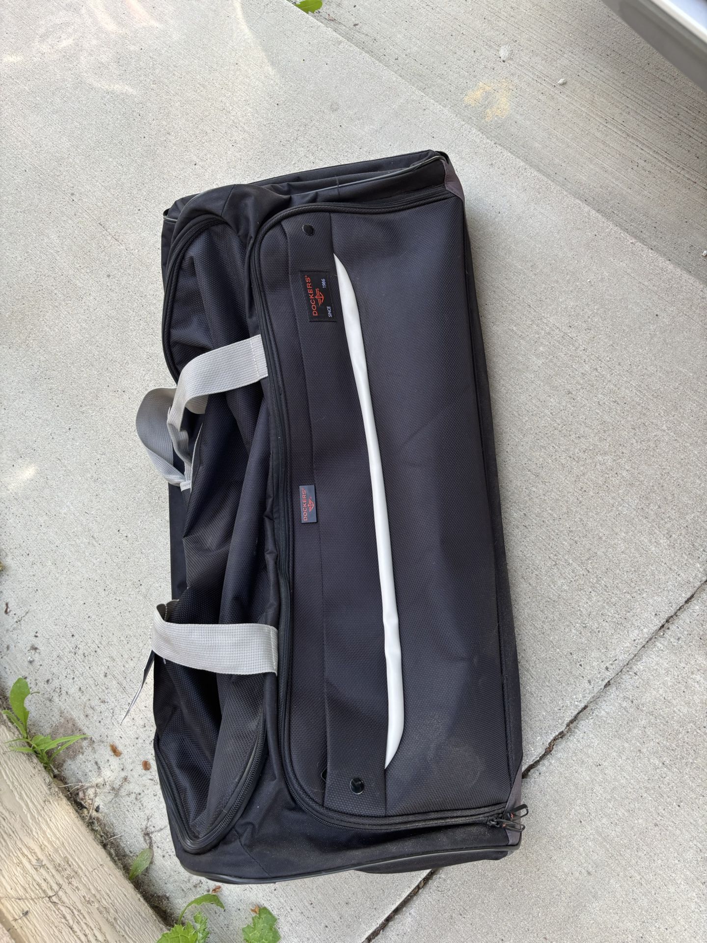 32” Rolling Duffle Bag