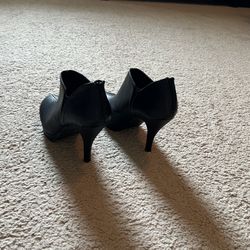 Unlisted Kenneth Cole Production 