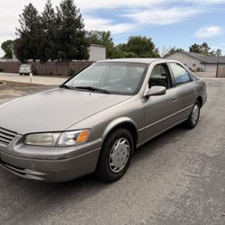 1999 Toyota Camry