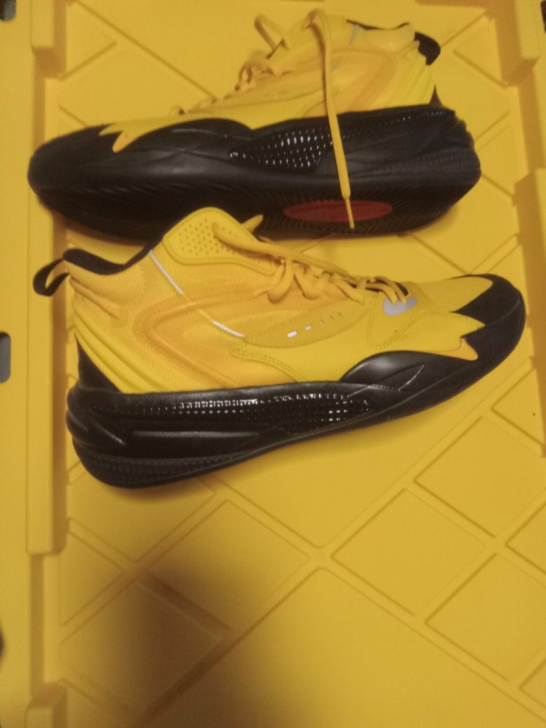 Puma Dreamers Size 13