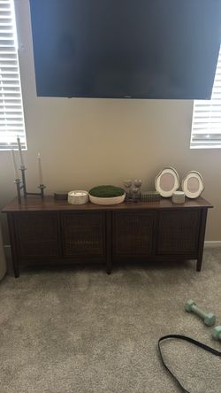 Hearth and hand Tv Stand Walnut