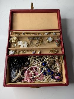 Vintage Costume Jewelry Lot
