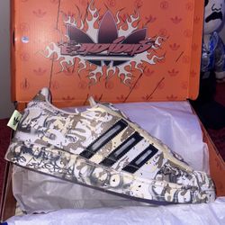 Hellstar Adidas Superstars 