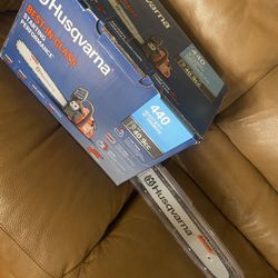 Husqvarna Chainsaw 440 /18 “ New/nuevo