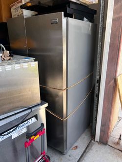 FREE REFRIGERATOR