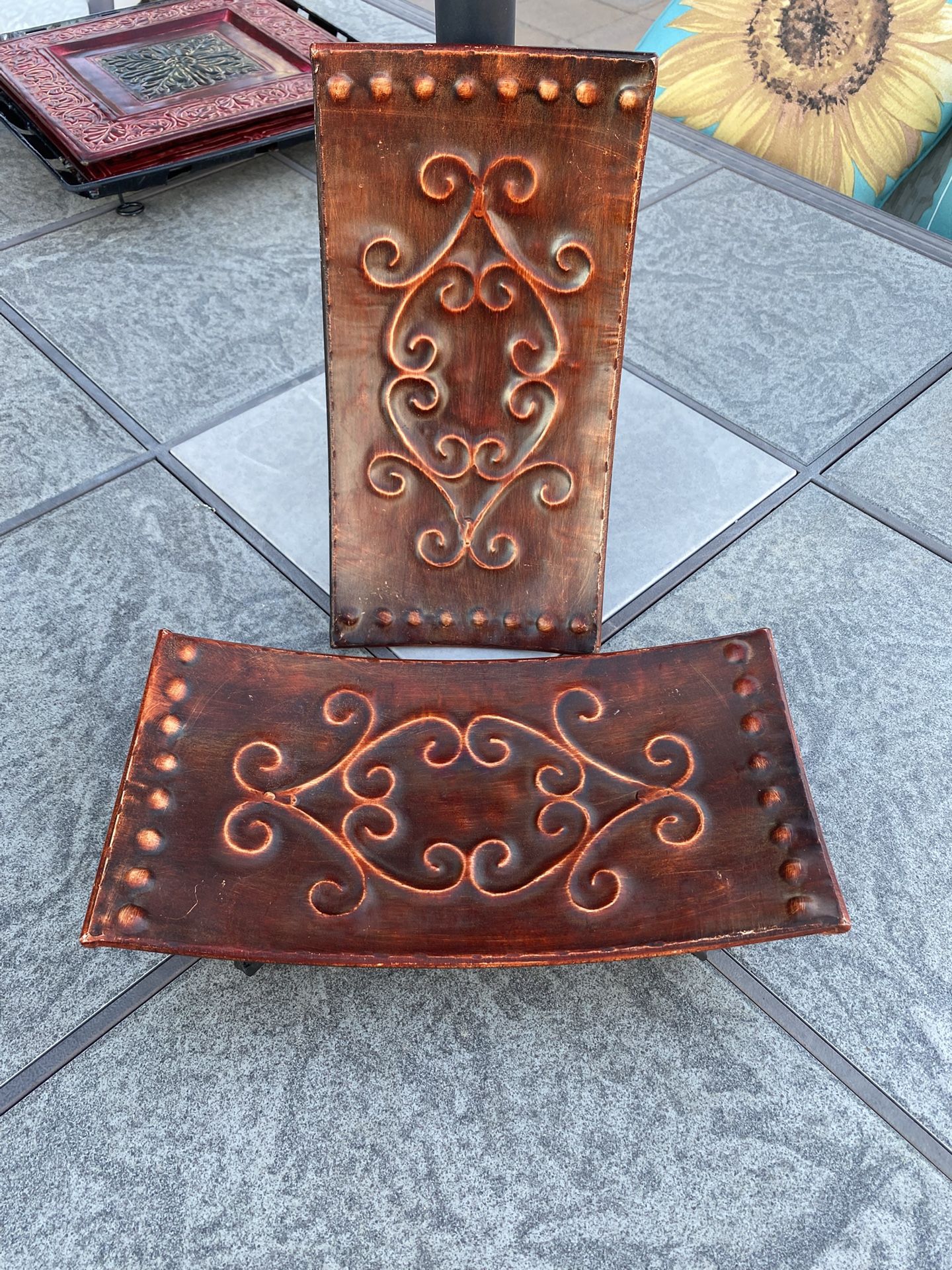 2pc Set 3D Embossed Decorative Red Brown Metal Trinket Dishes Trays Candle Holders Home Decor