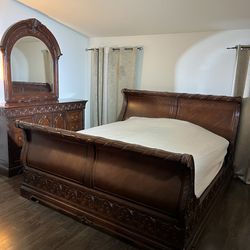 Bedroom Set - READ DESCRIPTION