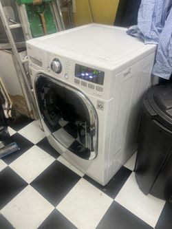 LG Washer Dryer Combo