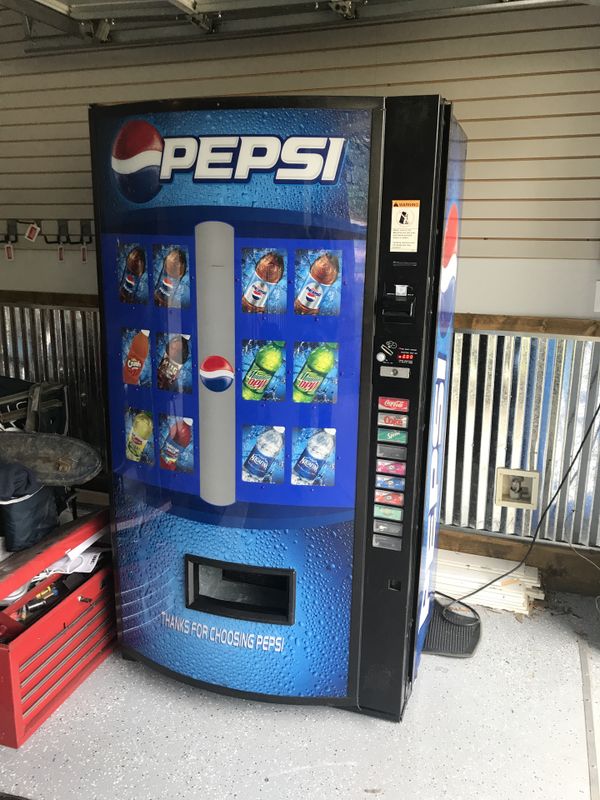 Vending machine Dixie Narco Model 600E for Sale in Houston, TX OfferUp