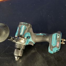 Makita 40v Hammer drill