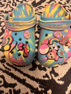 multicolor crocs