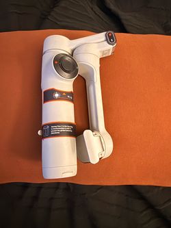 Insta360 Flow Smartphone Gimbal, with charger