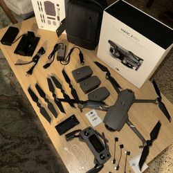 DJI Mavic 2 Pro Fly More Combo 