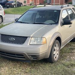 2005 Ford Freestyle 182,901 miles