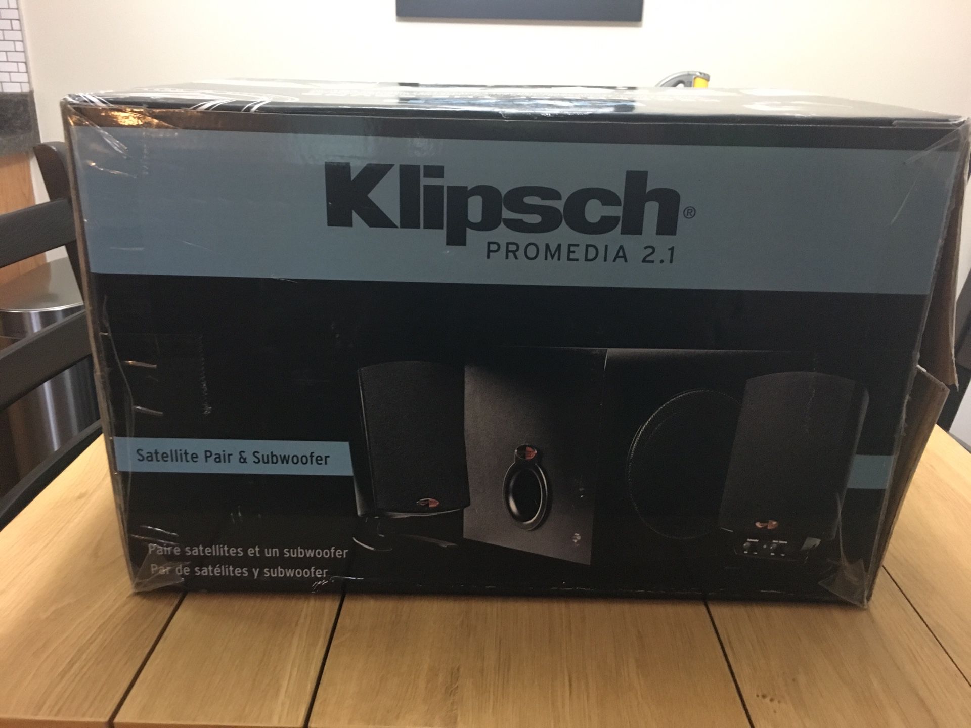 Klipsch Promedia 2.1 speakers
