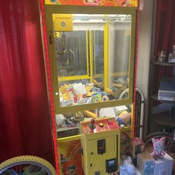 Toy Soldier Claw Machine