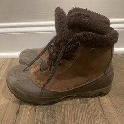 Women’s 9.5 Winter Snow Boots North Face