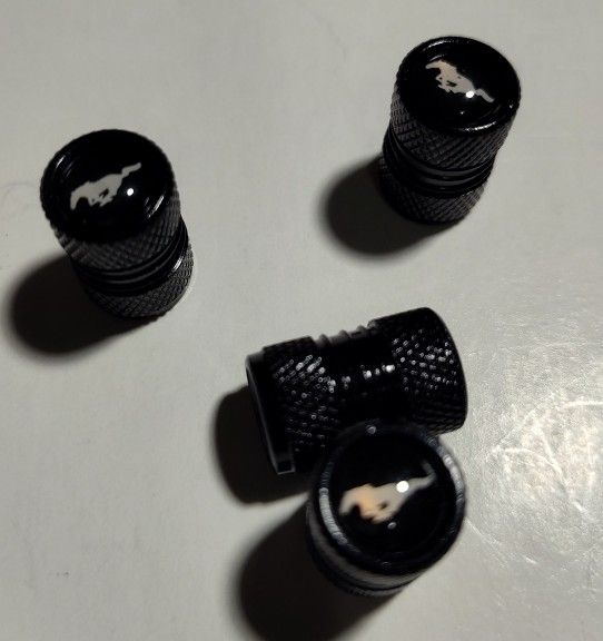 Set Of 4 New Wheel Tire Caps Air Stem Cover For Mustang