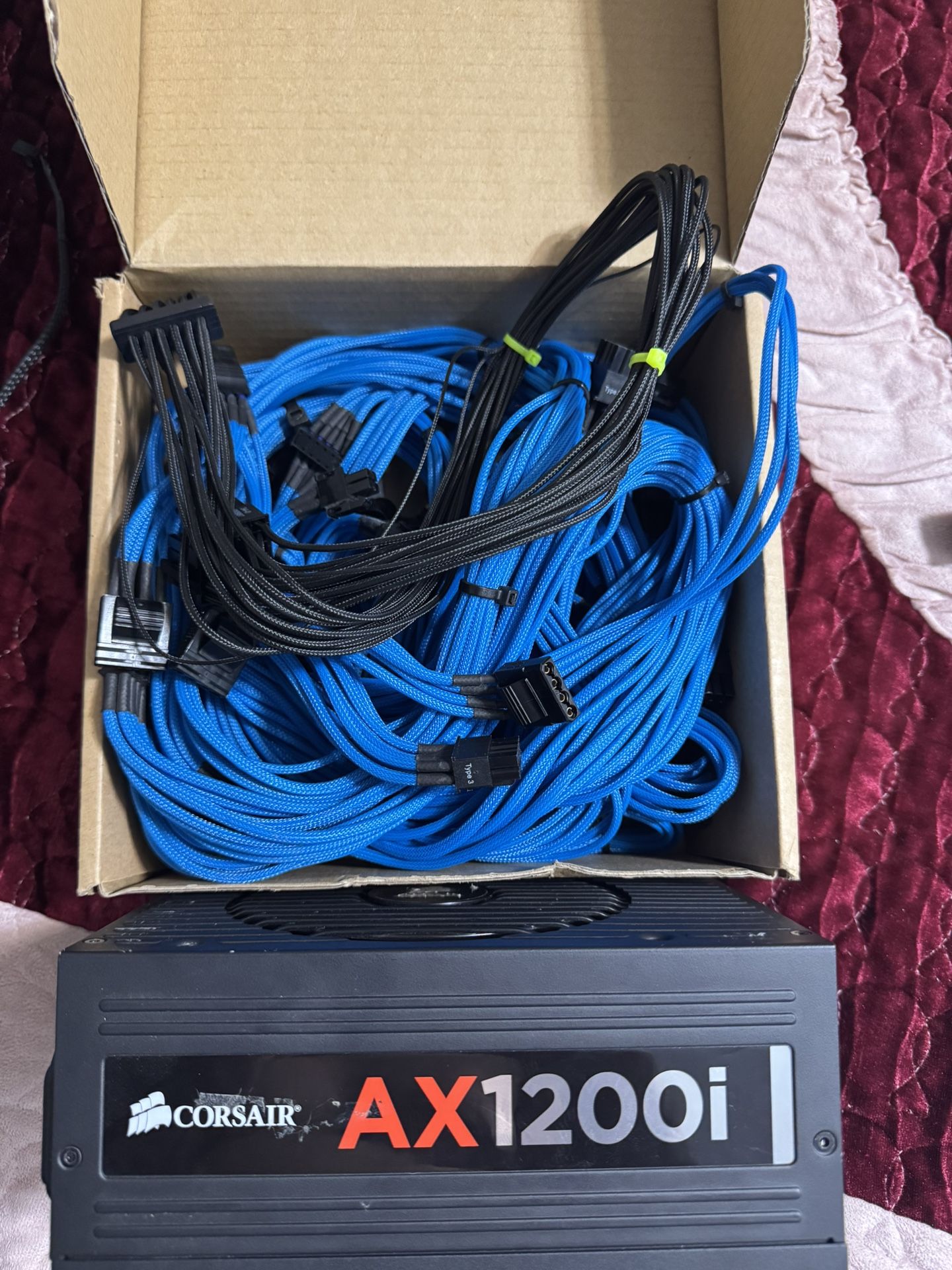Corsair Ax1200i With Custom Corsair Cables And 12V Pin Connector