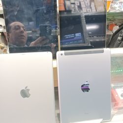 9.7" Screen Apple 🍎 Ipad Air 32gigs.  Ios9. In Box With Warranty 