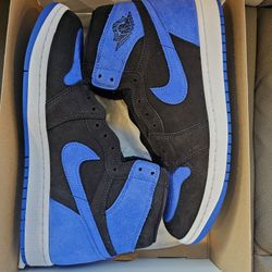 Air Jordan 1 Royal Reimagined 